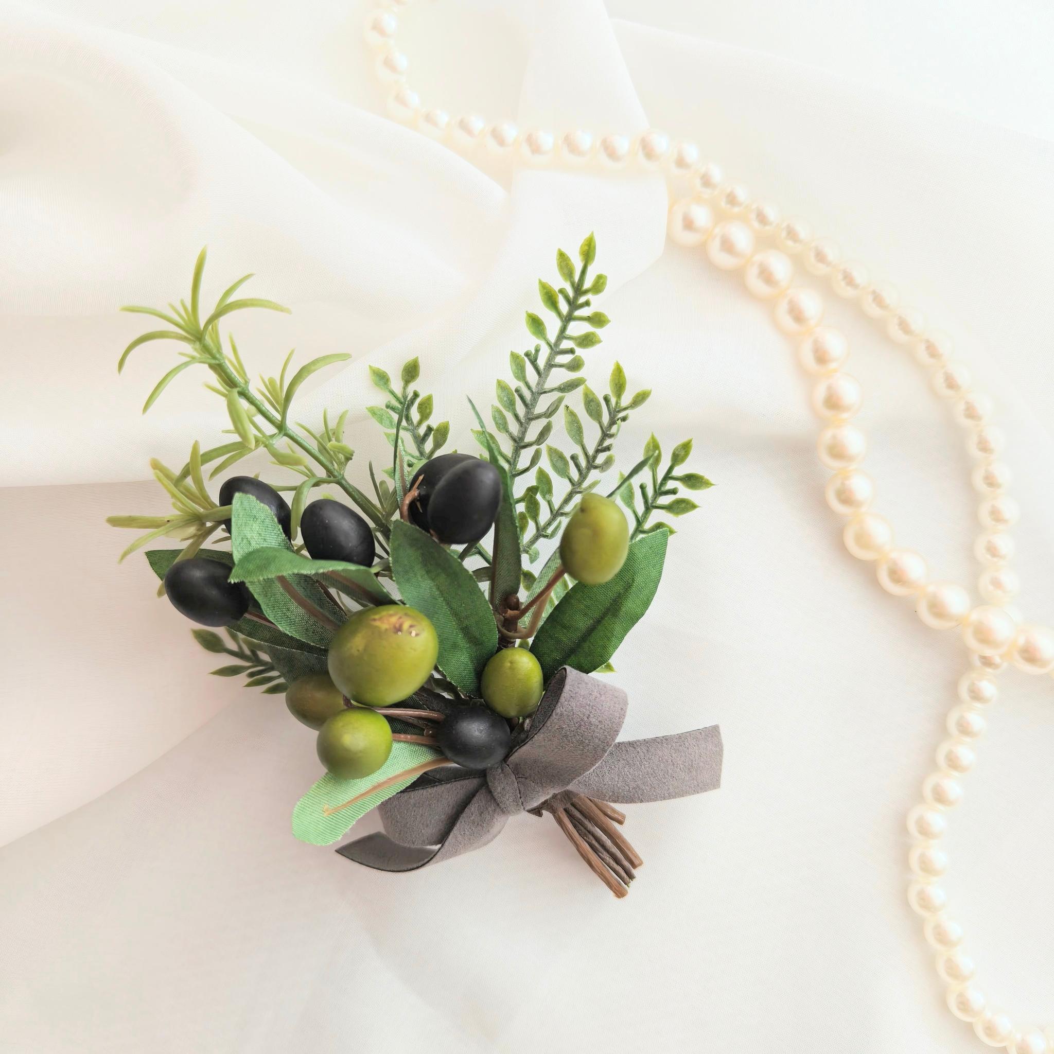 オリーブのグリーンコサージュ 親子コサージュ 入学式 入学式 卒業式 大人フォーマル シンプル 春 | 3枚目